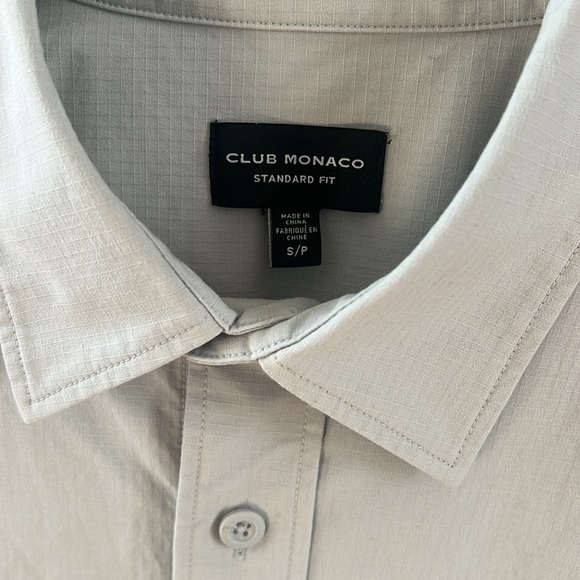 Men’s Club Monaco gray short shelved button down small - Picture 2 of 6